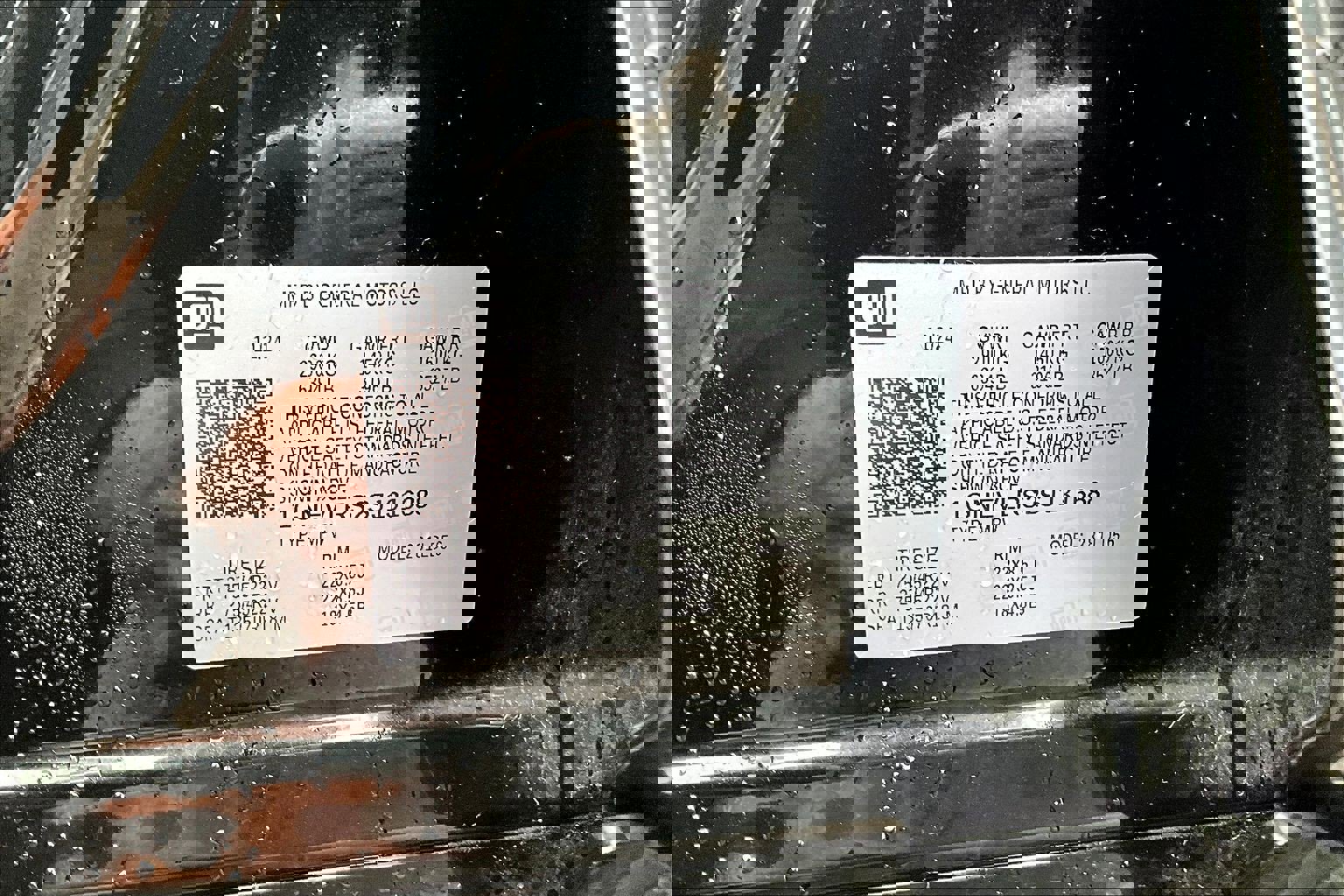 Used 2025 Chevrolet Traverse RS w/ LPO, Floor Liner Package image 11