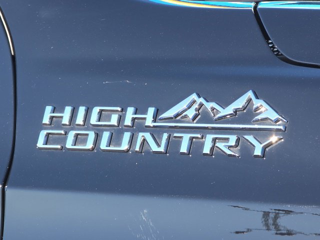 Used 2025 Chevrolet Tahoe High Country w/ Sun And Tow Package AWD/4WD image 10