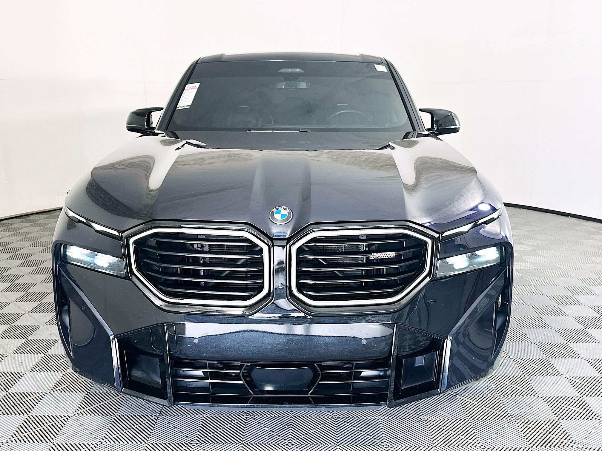 Used 2023 BMW XM w/ M Driver's Package AWD/4WD image 8