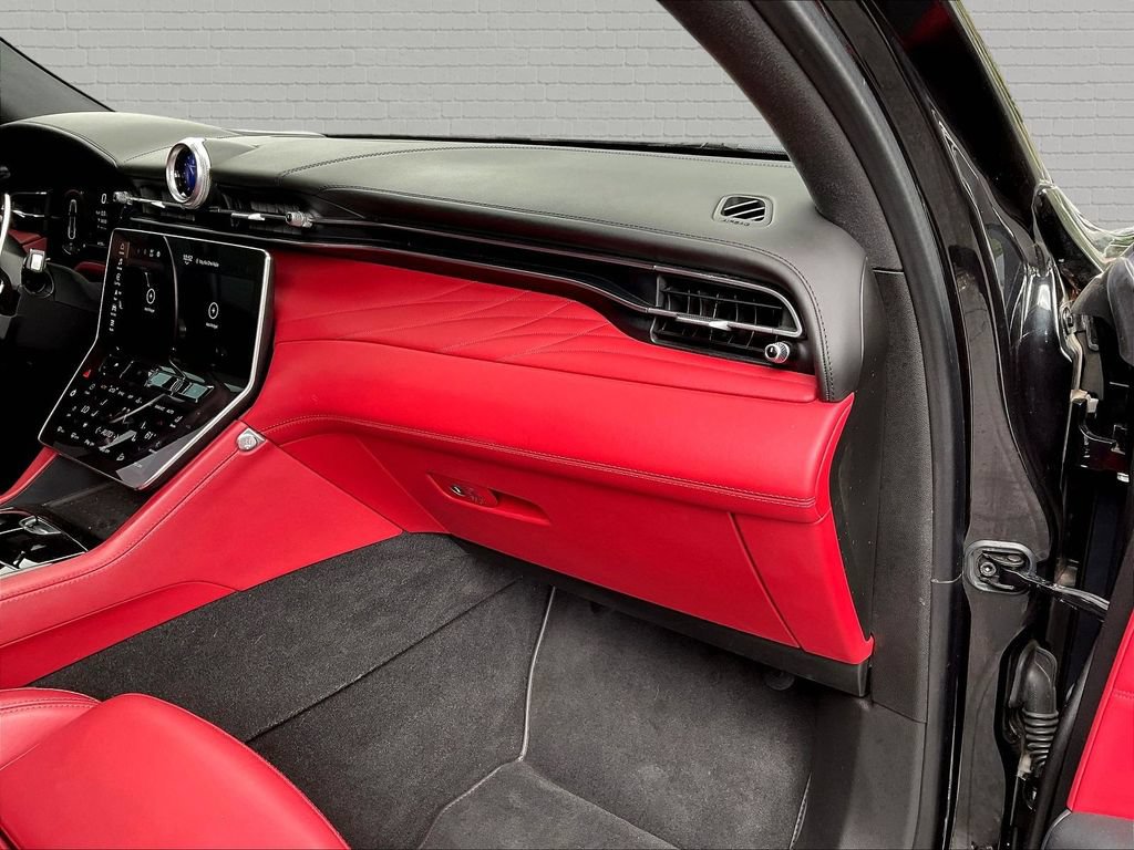 Used 2023 Maserati Grecale Modena AWD/4WD image 22