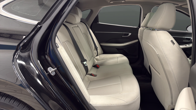Used 2025 Hyundai Sonata SEL FWD image 26