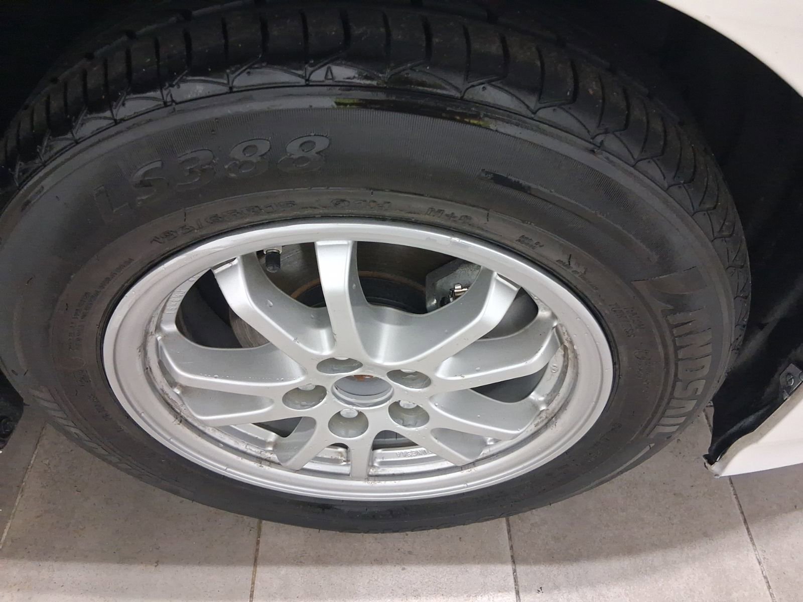 Used 2016 Toyota Prius Two FWD image 9