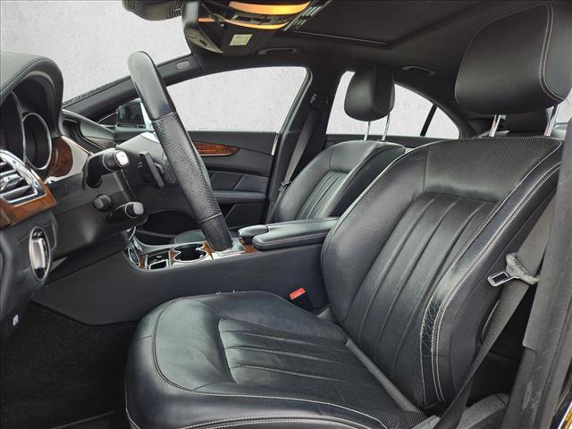 Used 2014 Mercedes-Benz CLS 550 4MATIC image 16