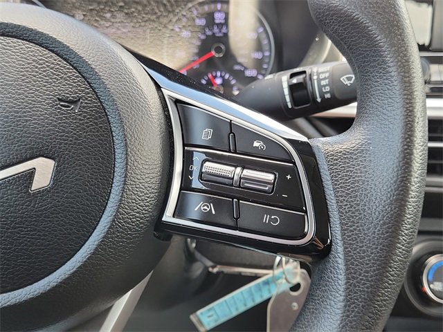 Used 2023 Kia Forte LXS w/ LXS Technology Package image 15