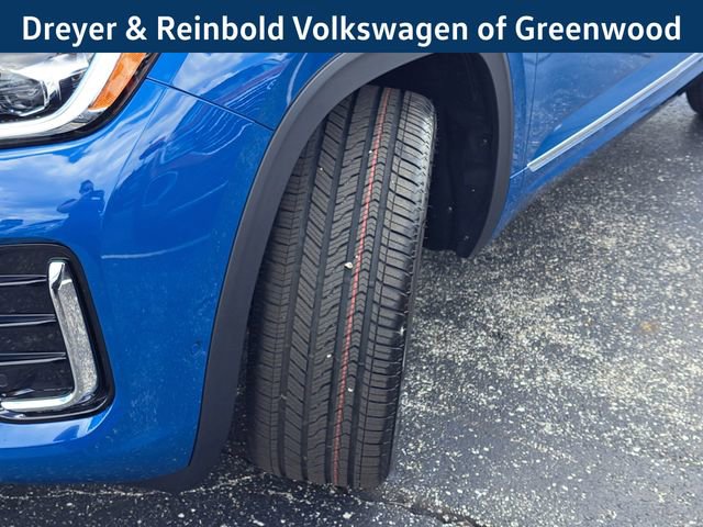 New 2025 Volkswagen Atlas Cross Sport SEL Premium R-Line image 12