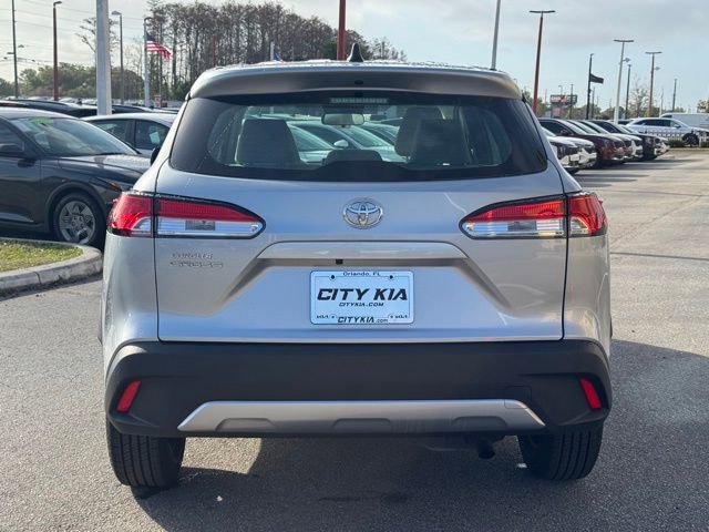 Used 2023 Toyota Corolla Cross L image 4