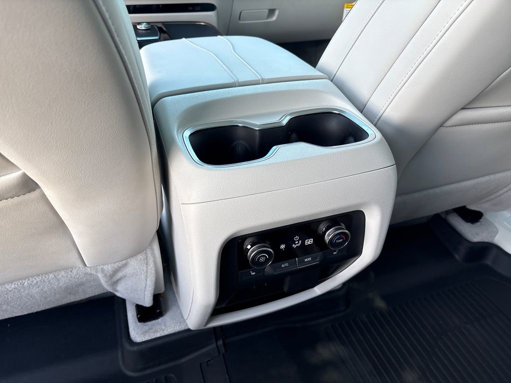 Certified 2026 Buick Enclave Avenir w/ Super Cruise Package FWD image 41