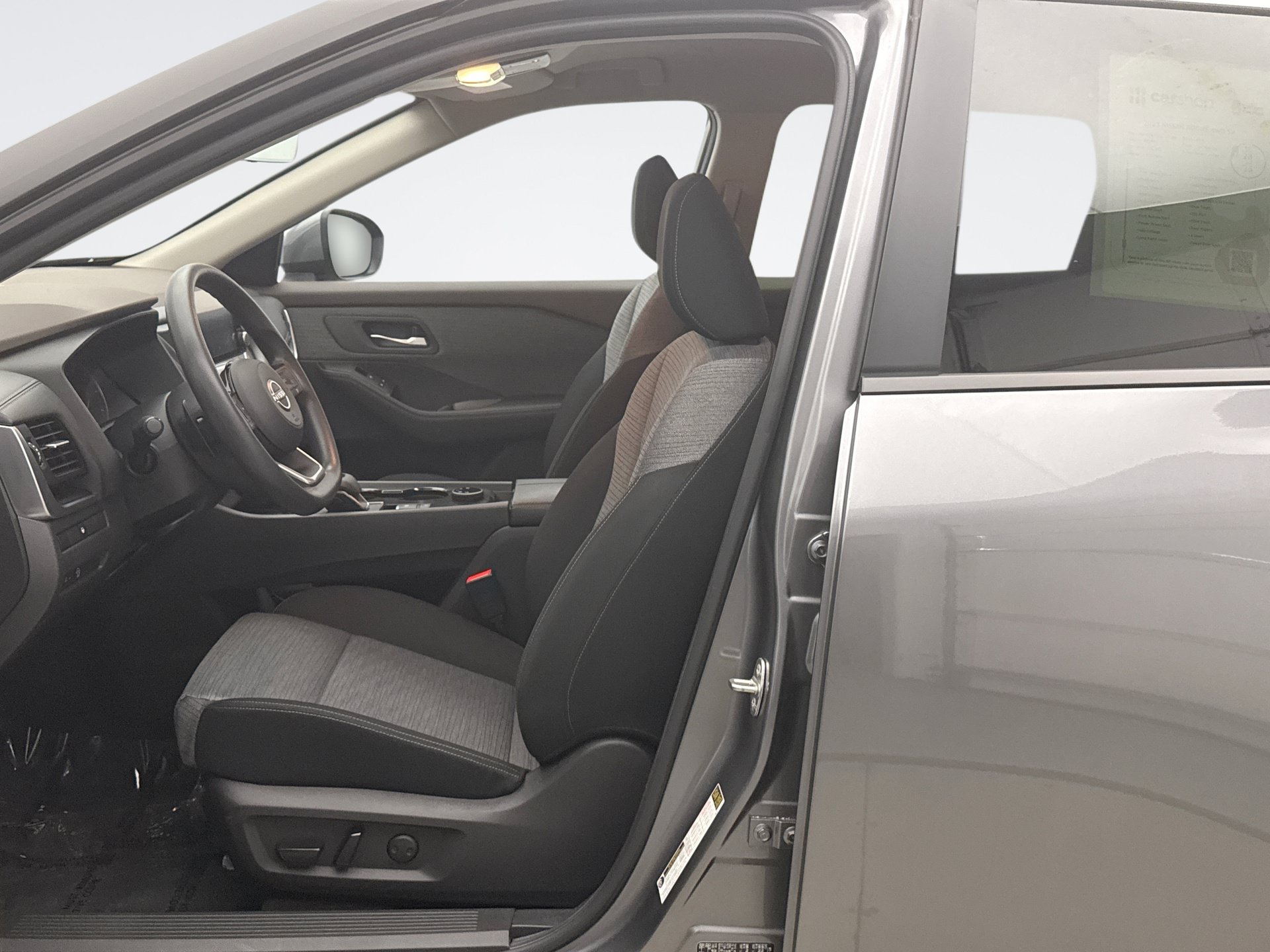 Used 2023 Nissan Rogue SV AWD/4WD image 11