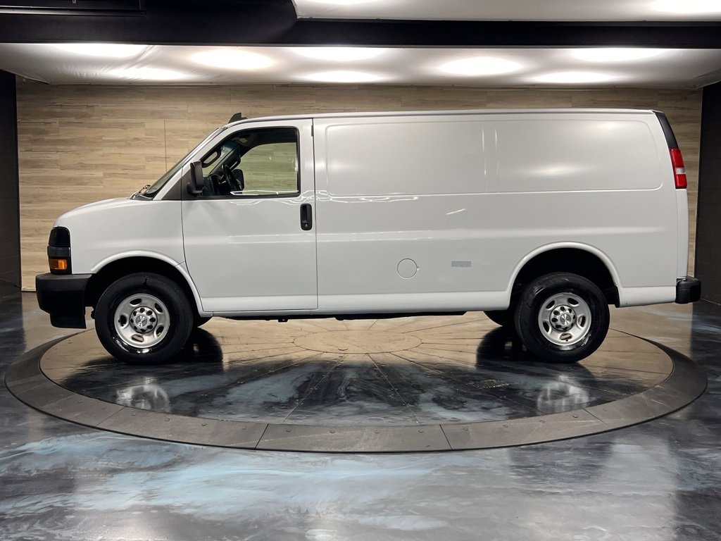 Used 2021 Chevrolet Express 2500 w/ Driver Convenience Package image 17