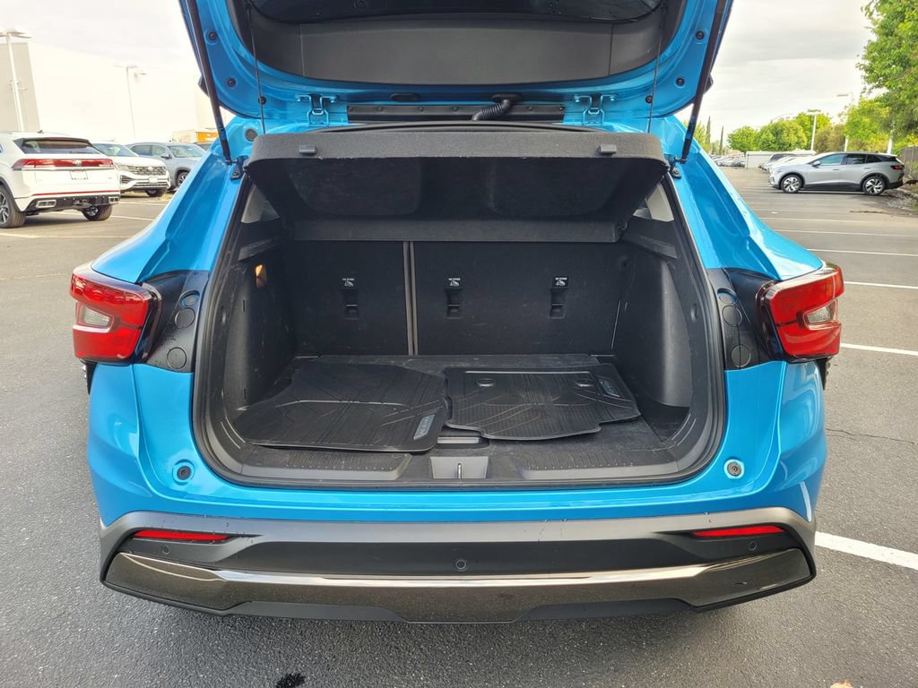 Used 2025 Chevrolet Trax ACTIV w/ Driver Confidence Package FWD image 27