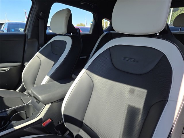 New 2025 Kia K4 GT-Line image 11