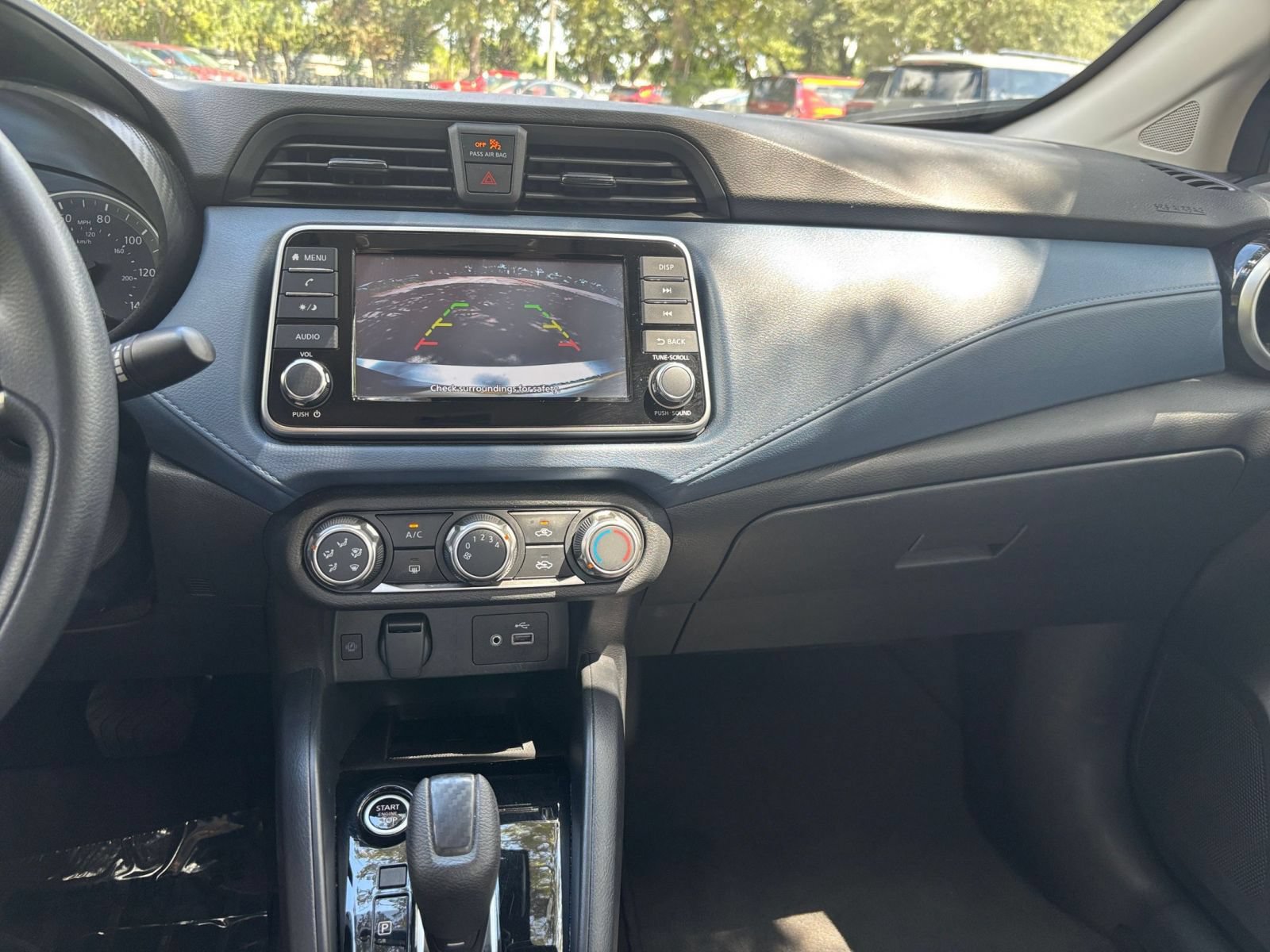 Used 2025 Nissan Versa SV FWD image 16