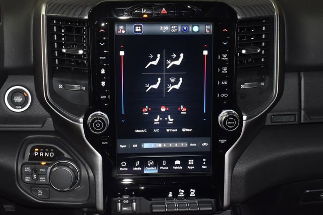 New 2026 RAM 1500 4x4 Crew Cab image 16