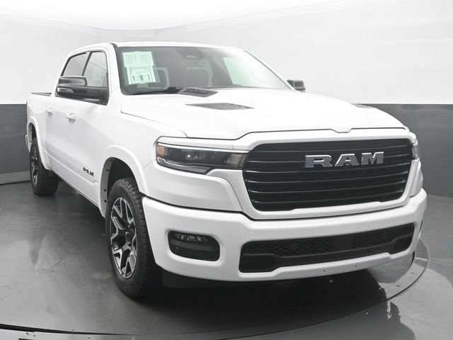 Used 2025 RAM 1500 Laramie w/ Sport Appearance Package AWD/4WD image 8
