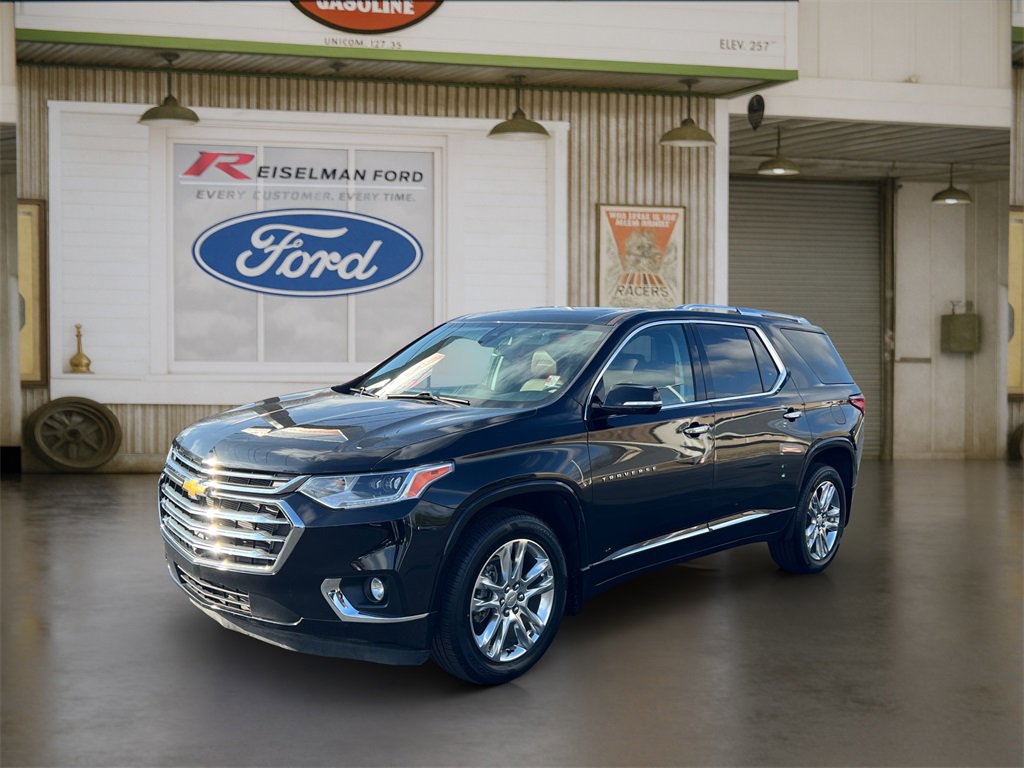 Used 2021 Chevrolet Traverse High Country image 2