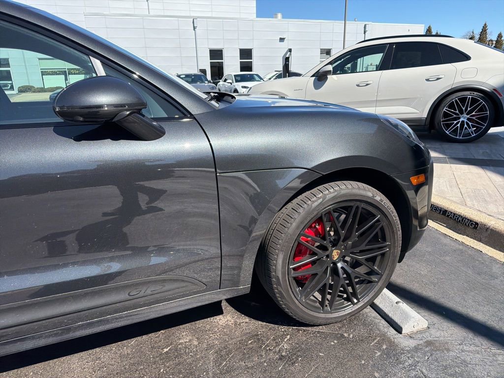 Certified 2022 Porsche Macan GTS image 17