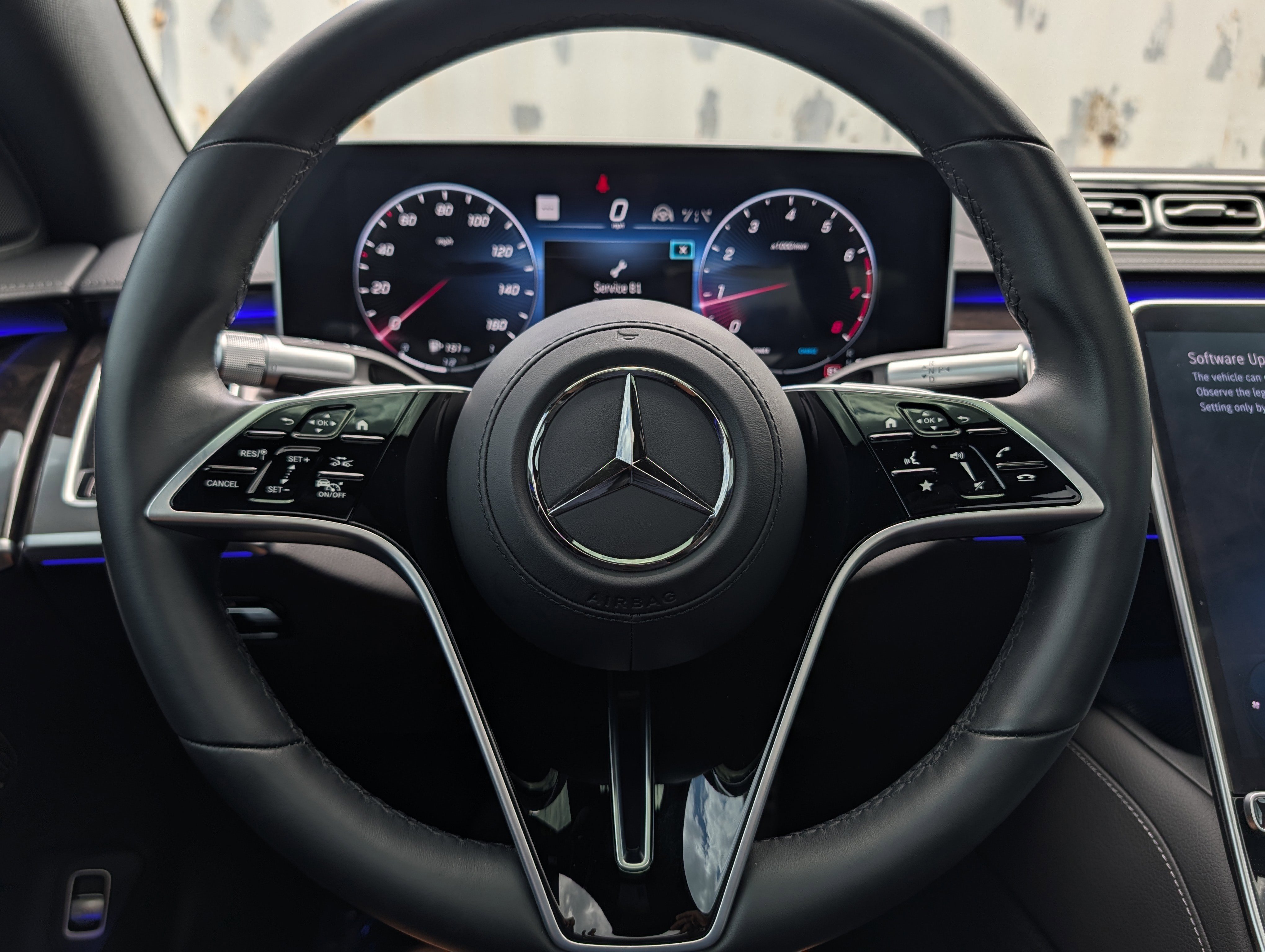 Used 2024 Mercedes-Benz S 580 4MATIC Sedan w/ AMG Line image 27