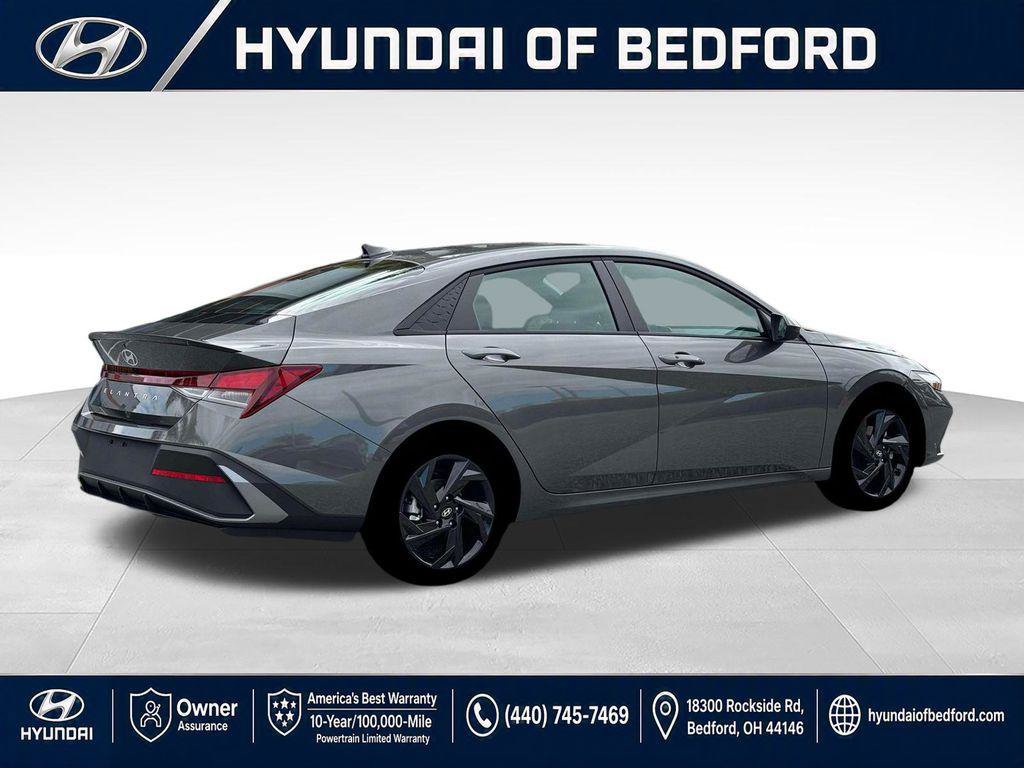 New 2026 Hyundai Elantra Sport FWD image 10