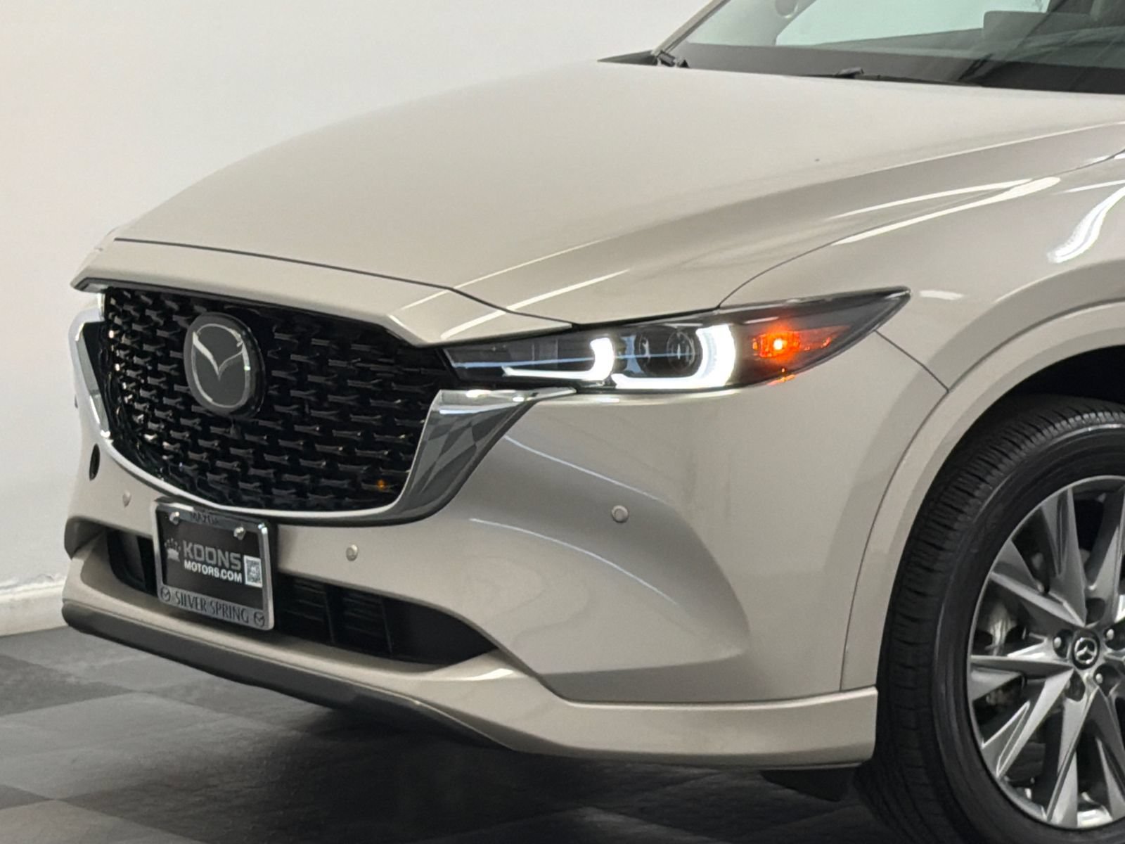 Certified 2025 MAZDA CX-5 AWD 2.5 S image 2