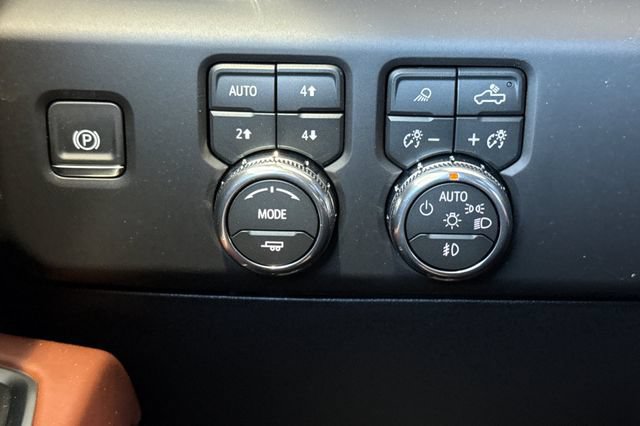 New 2026 GMC Sierra 3500 Denali Ultimate AWD/4WD image 31