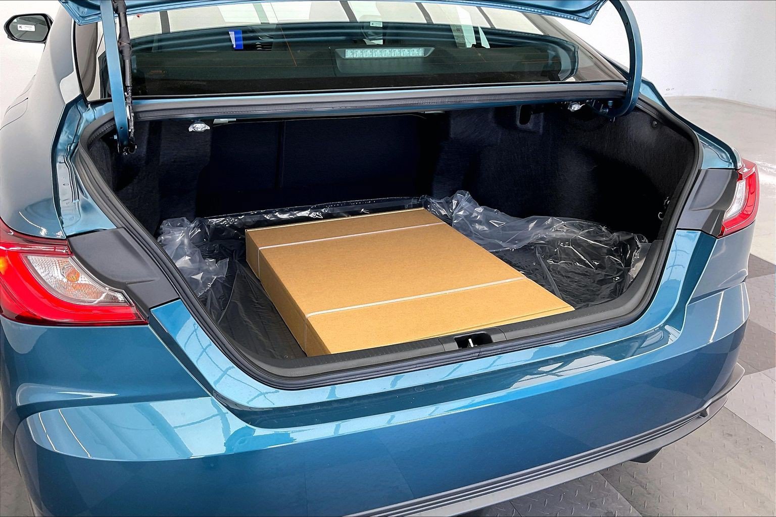 New 2026 Toyota Camry SE w/ Convenience Package FWD image 11