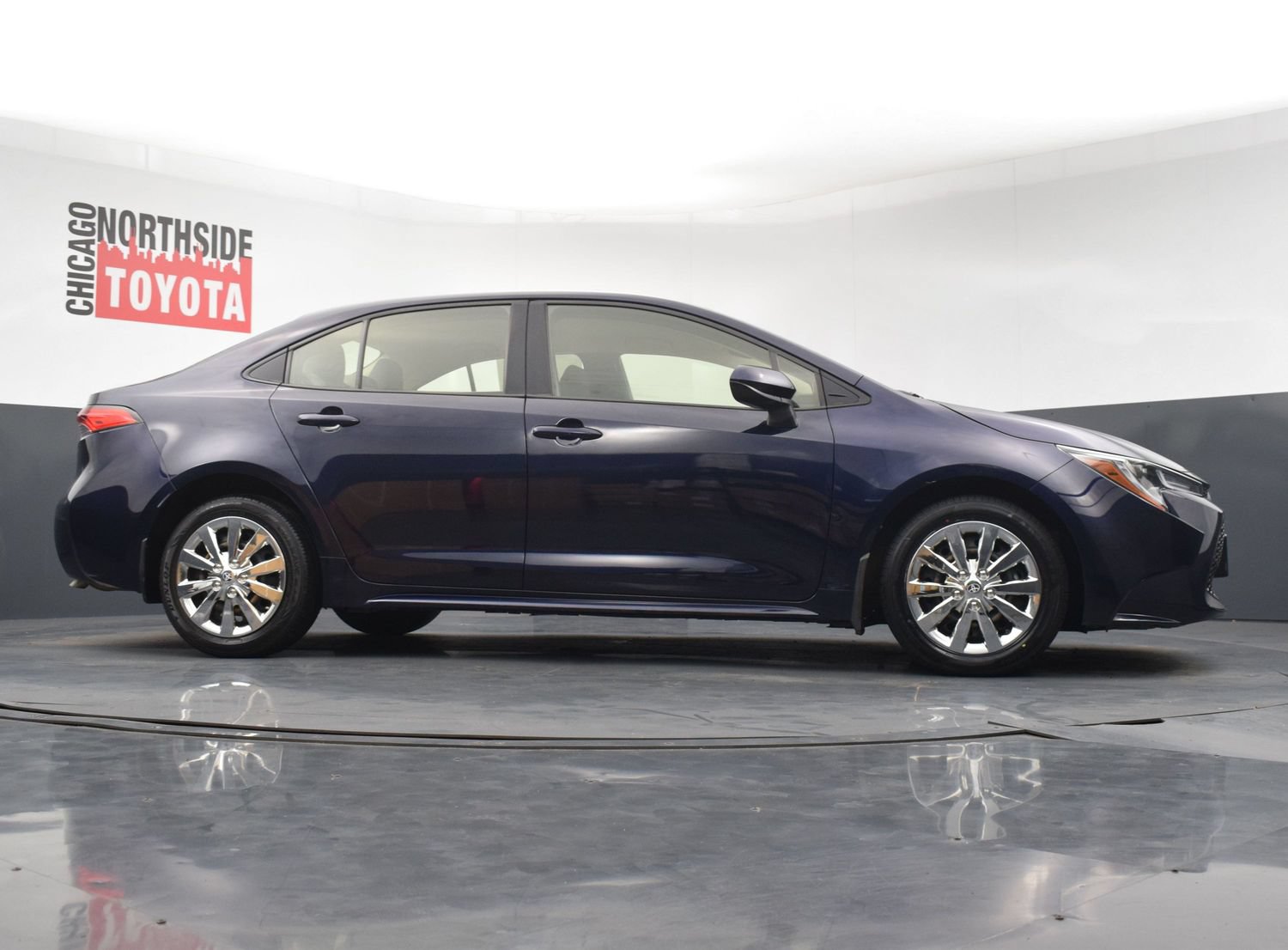 Used 2020 Toyota Corolla LE FWD image 27