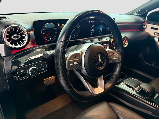 Used 2019 Mercedes-Benz A 220 4MATIC image 11
