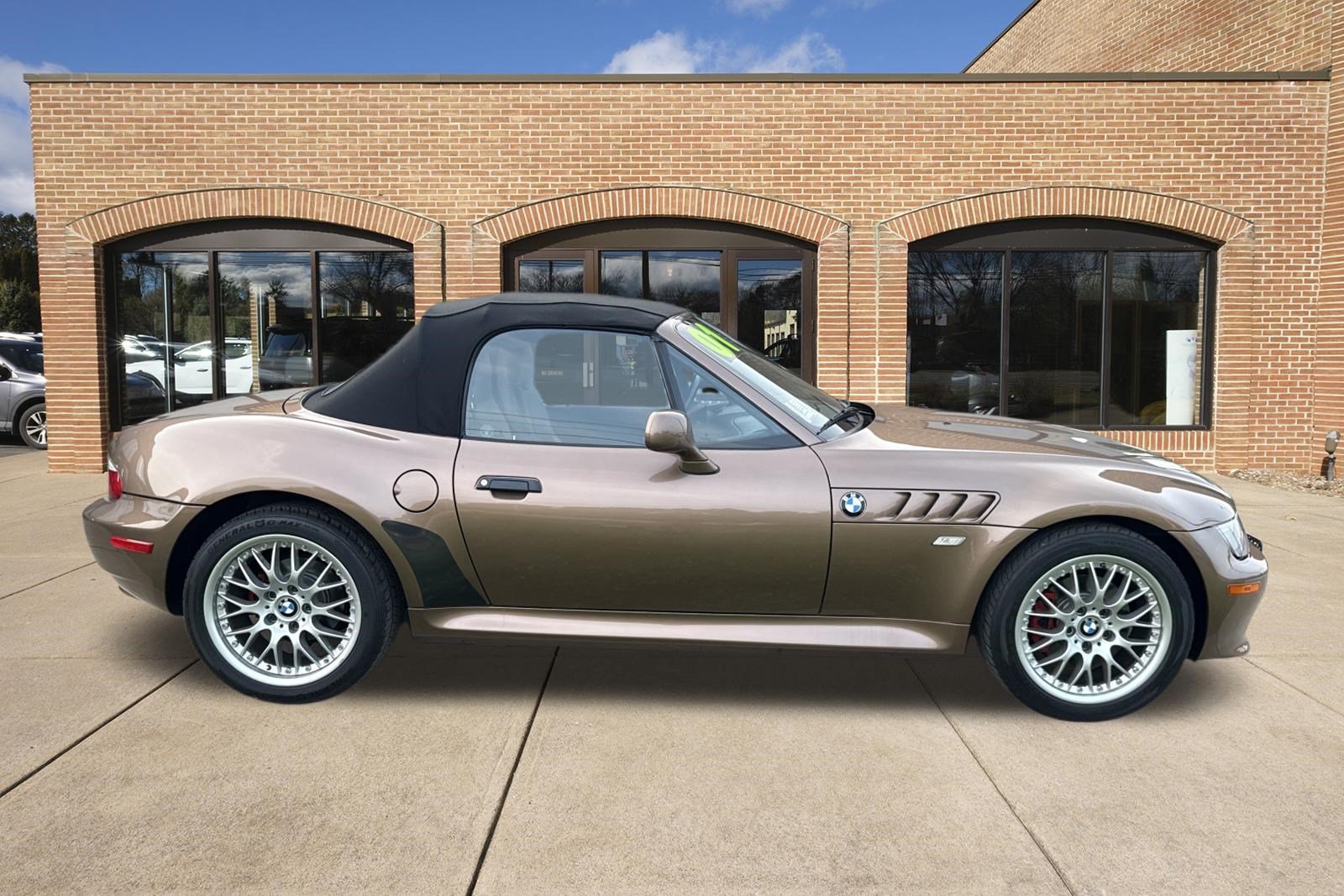 Used 2001 BMW Z3 3.0i RWD video 2