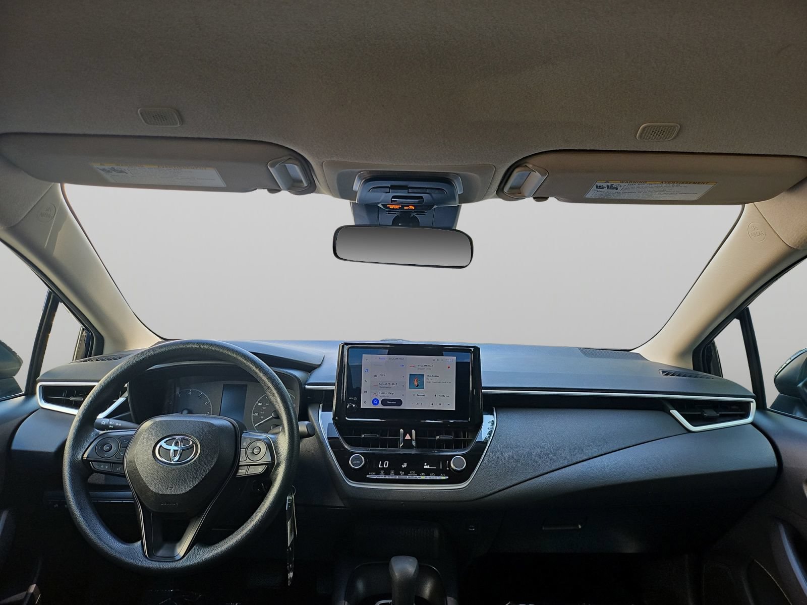 Used 2024 Toyota Corolla LE FWD image 39
