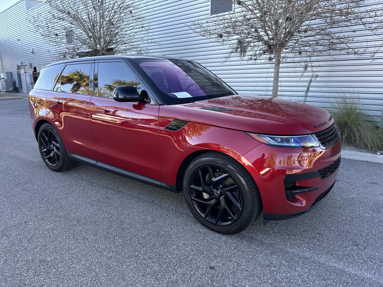 Certified 2023 Land Rover Range Rover Sport SE AWD/4WD image 4