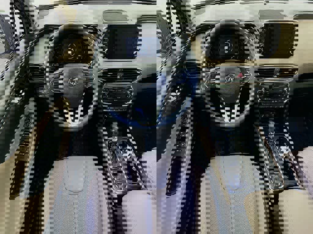 Used 2020 Hyundai Santa Fe Limited image 10