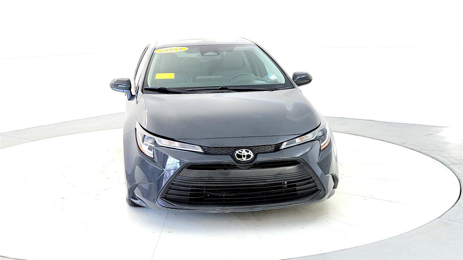 Used 2024 Toyota Corolla LE image 8
