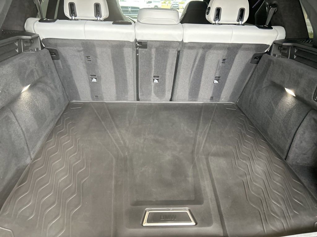 Used 2021 BMW X5 M w/ Competition Package image 42
