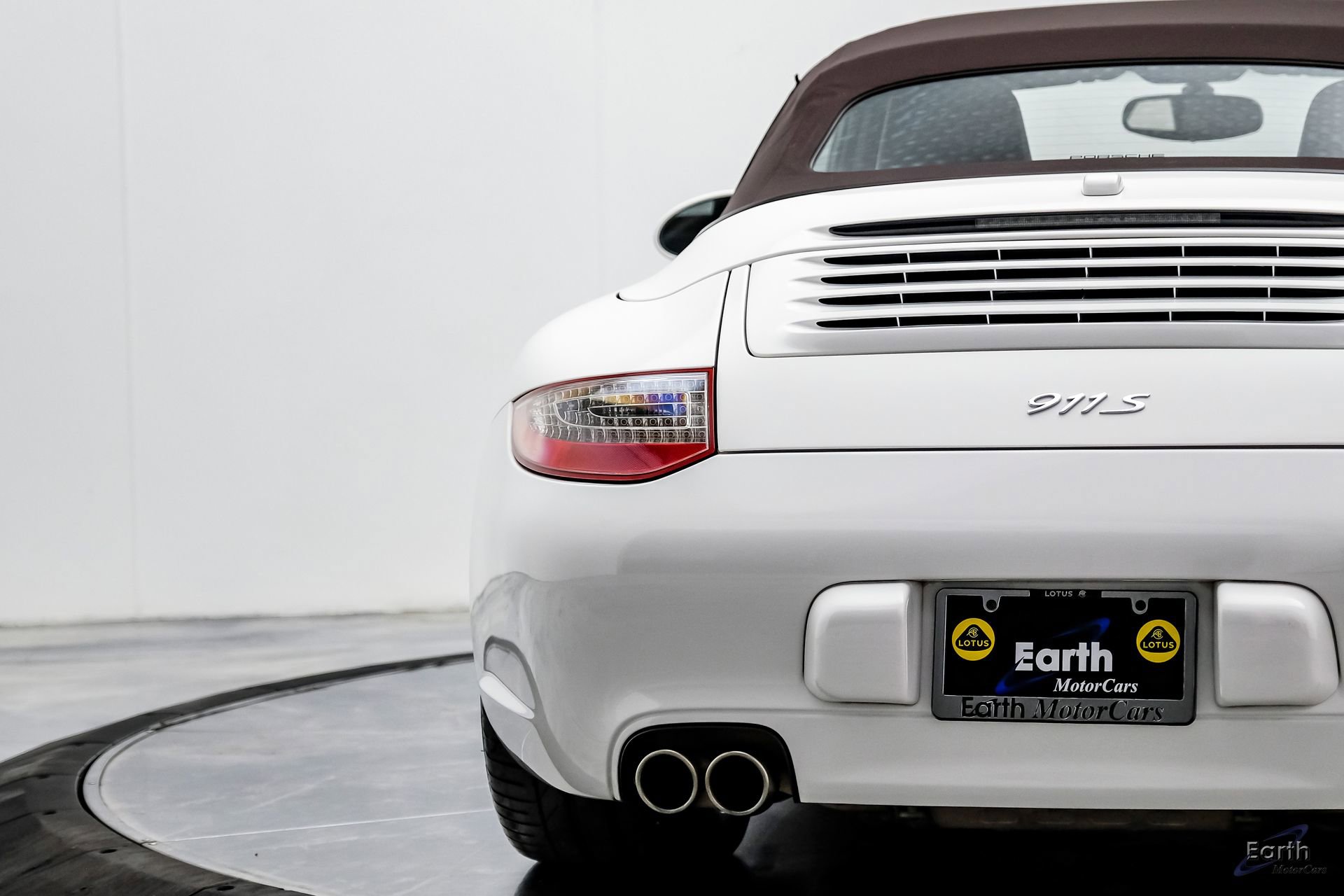 Used 2011 Porsche 911 Carrera S RWD image 18