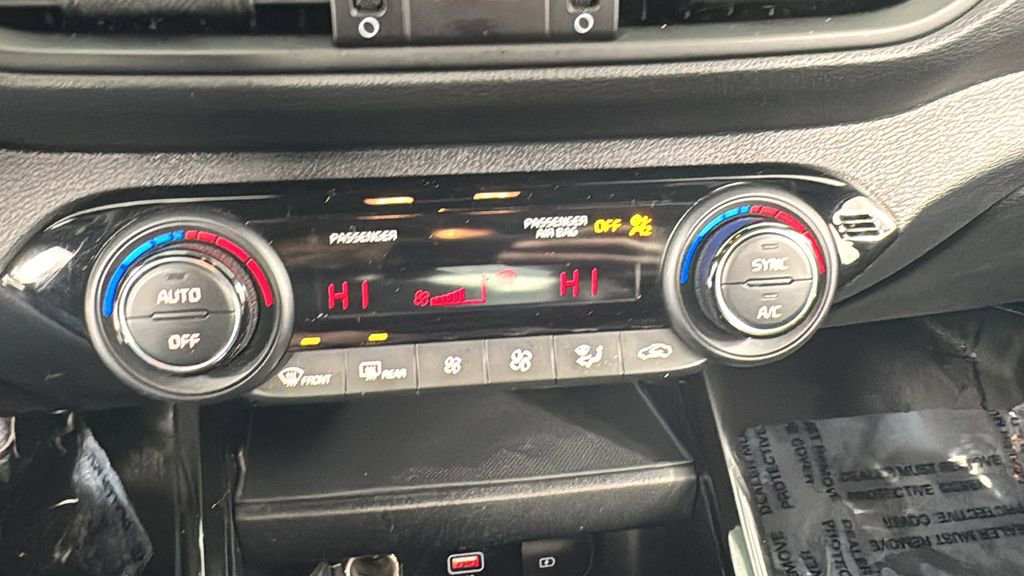 Used 2024 Kia Forte GT-Line image 25