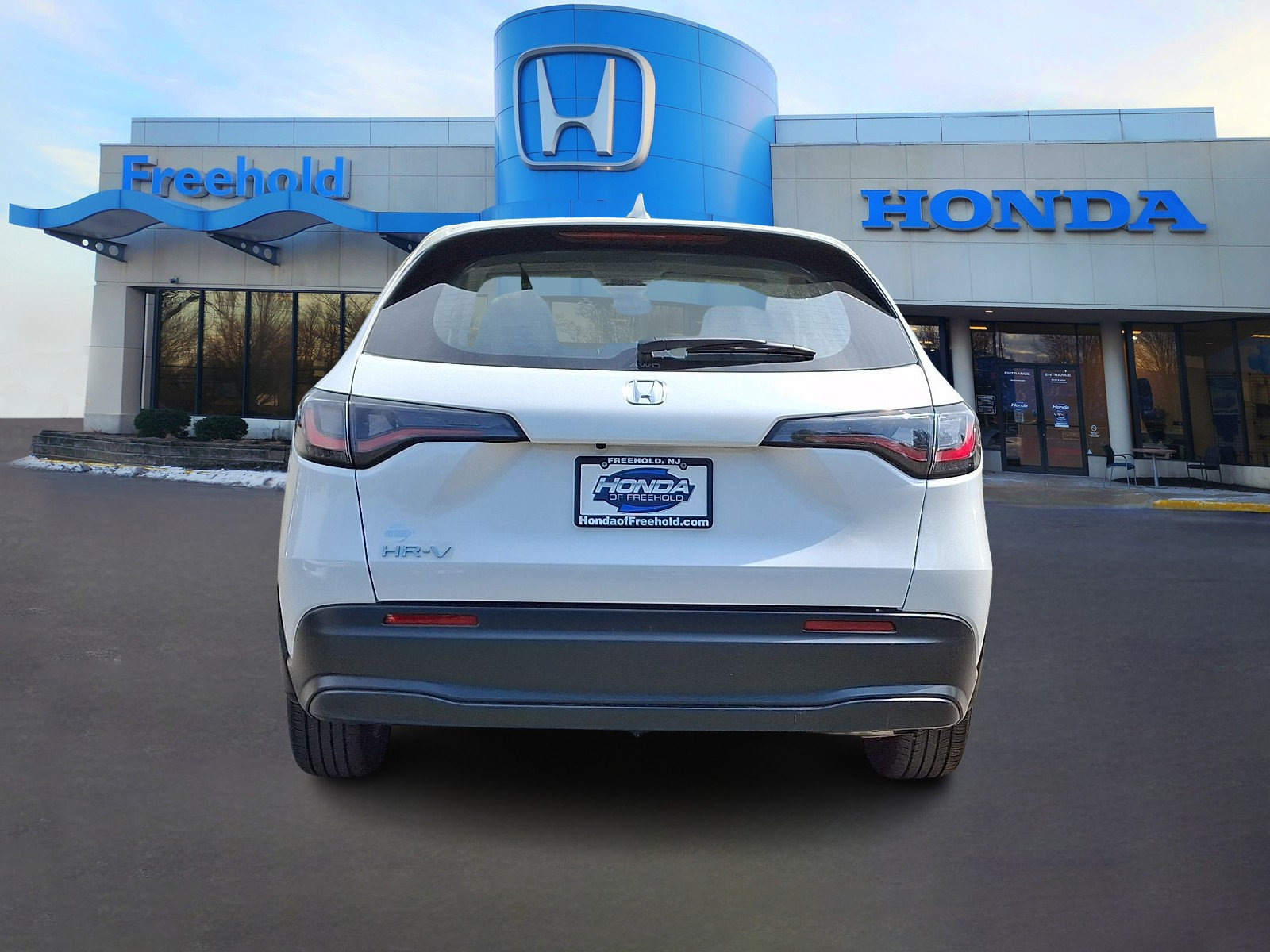 Used 2025 Honda HR-V LX image 6