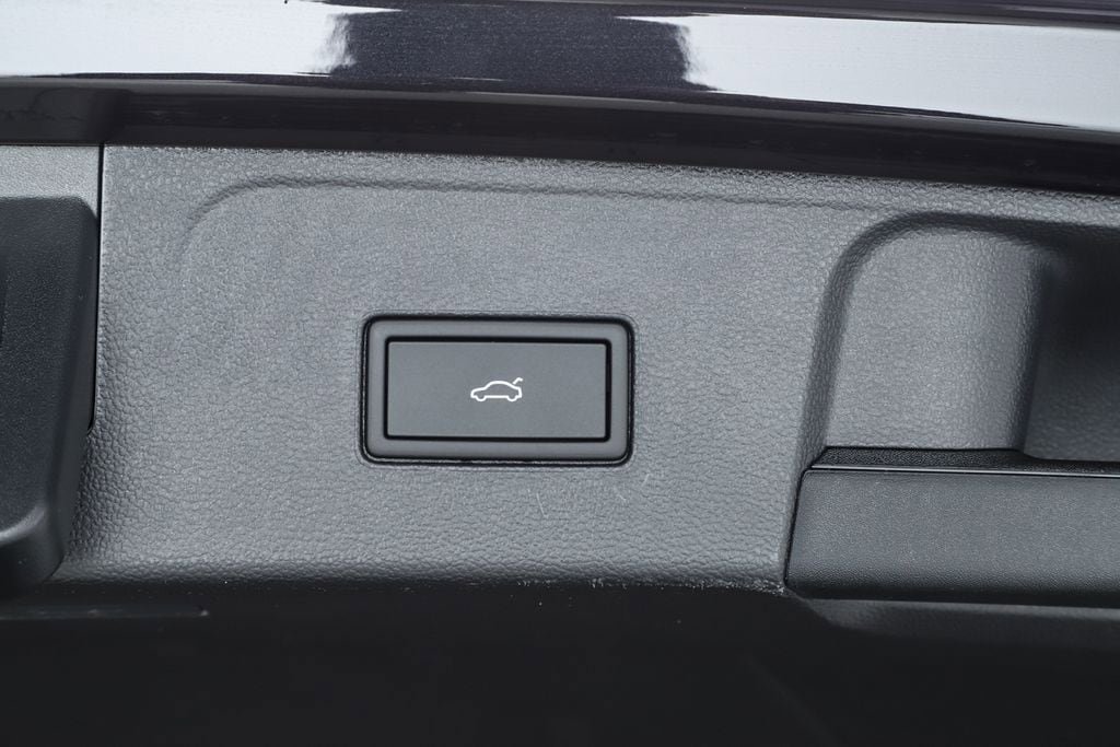 New 2026 Volkswagen Atlas SE image 30