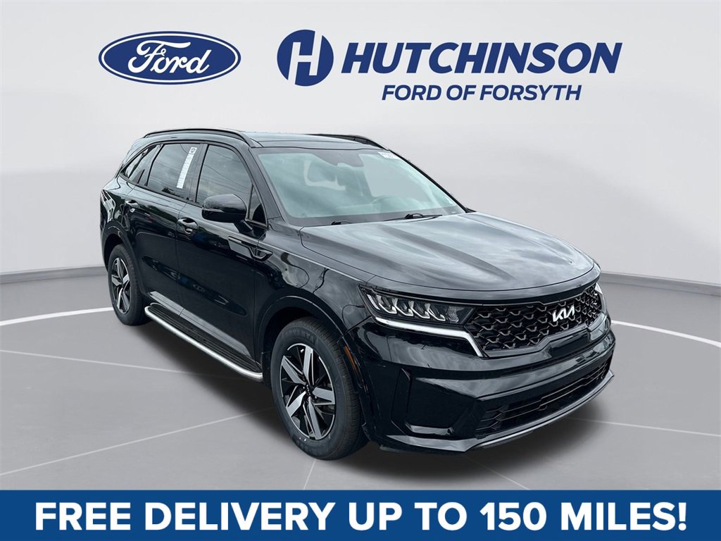 Used 2023 Kia Sorento S w/ Panoramic Sunroof Package