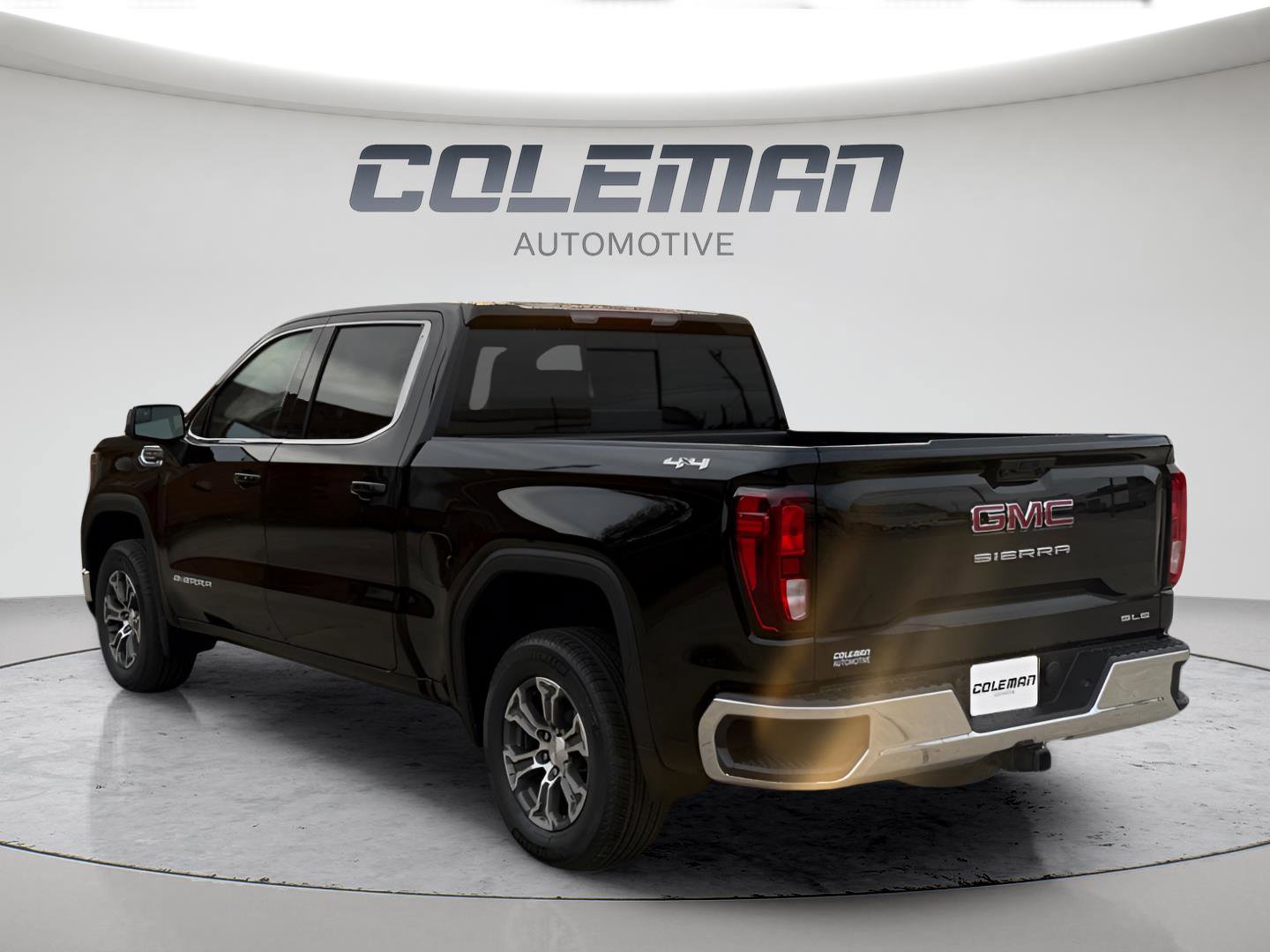New 2026 GMC Sierra 1500 SLE w/ Preferred Package image 7