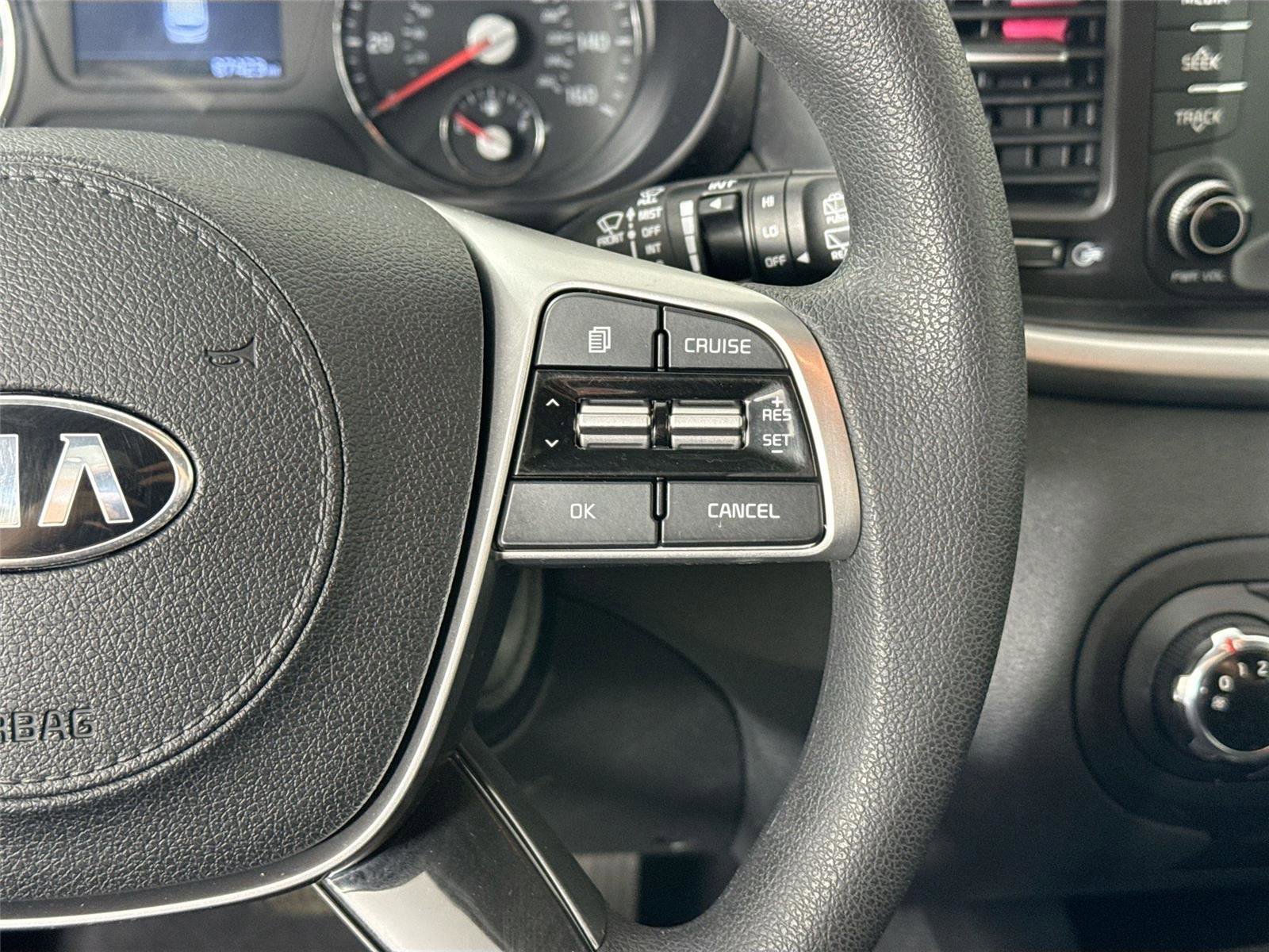 Used 2019 Kia Sorento L image 18