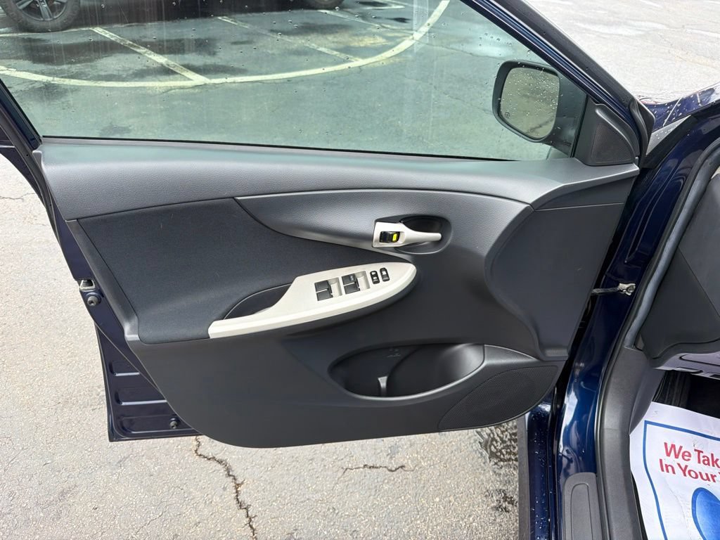 Used 2011 Toyota Corolla S FWD image 21