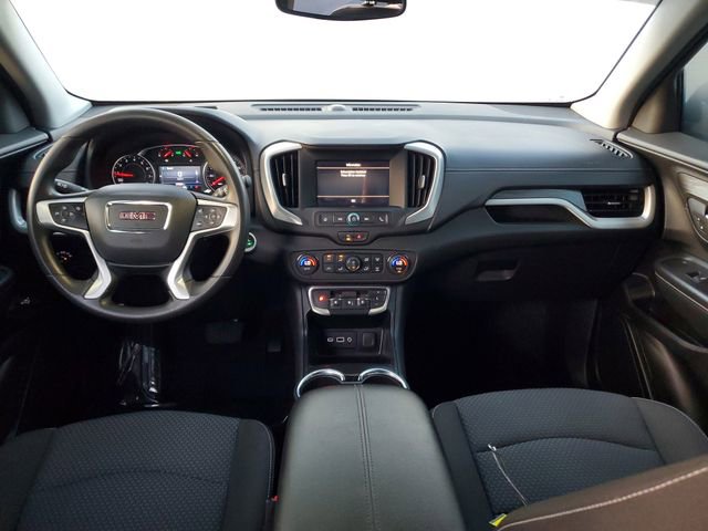 Used 2024 GMC Terrain SLE w/ Driver Convenience Package image 11