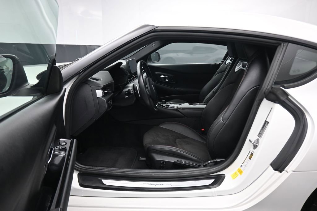 Used 2022 Toyota Supra RWD image 12