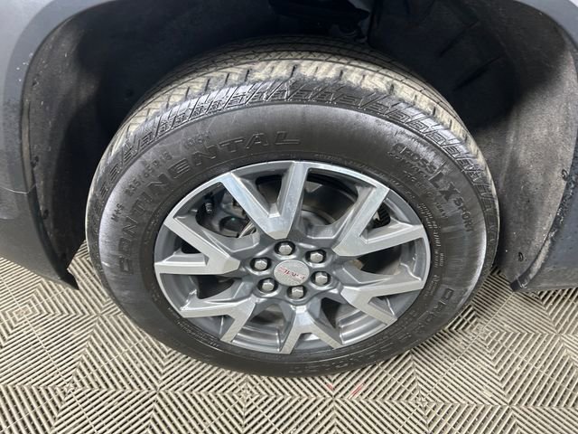 Used 2023 GMC Acadia SLE w/ Driver Convenience Package image 11