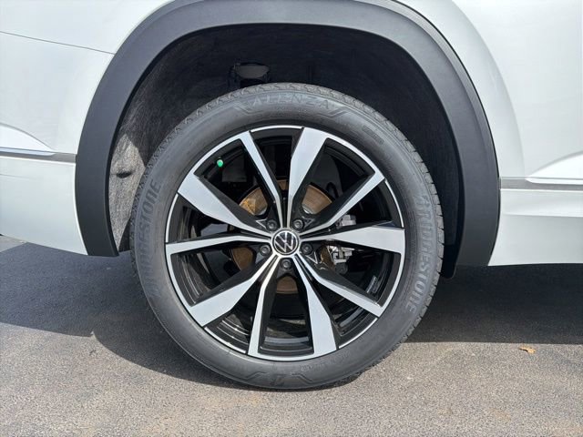 New 2026 Volkswagen Atlas SEL Premium R-Line image 9