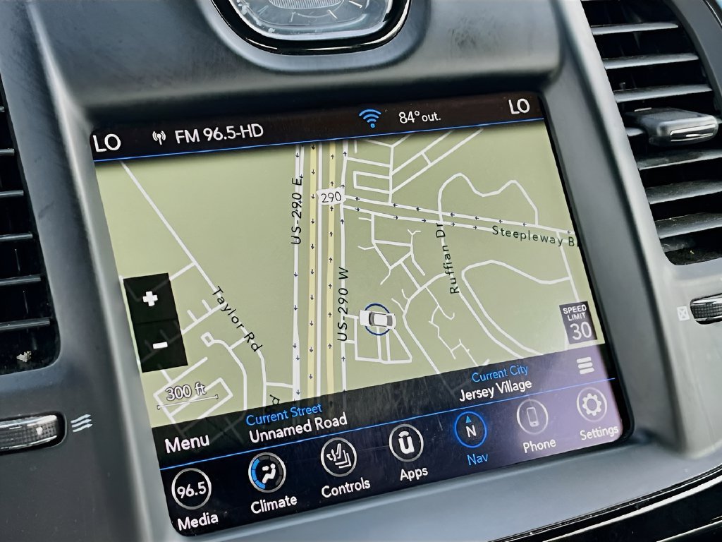 Used 2023 Chrysler 300 S RWD image 13
