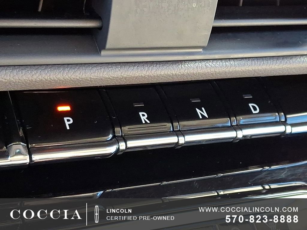 Certified 2024 Lincoln Corsair AWD image 14