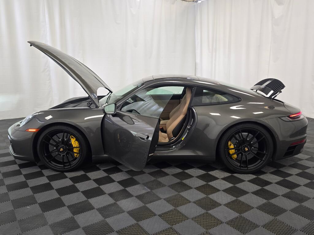 Certified 2024 Porsche 911 Carrera GTS image 13
