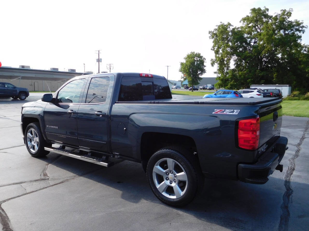 Used 2017 Chevrolet Silverado 1500 LT w/ All Star Edition image 6