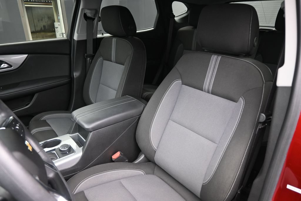 Used 2023 Chevrolet Blazer LT w/ Convenience Package FWD image 11
